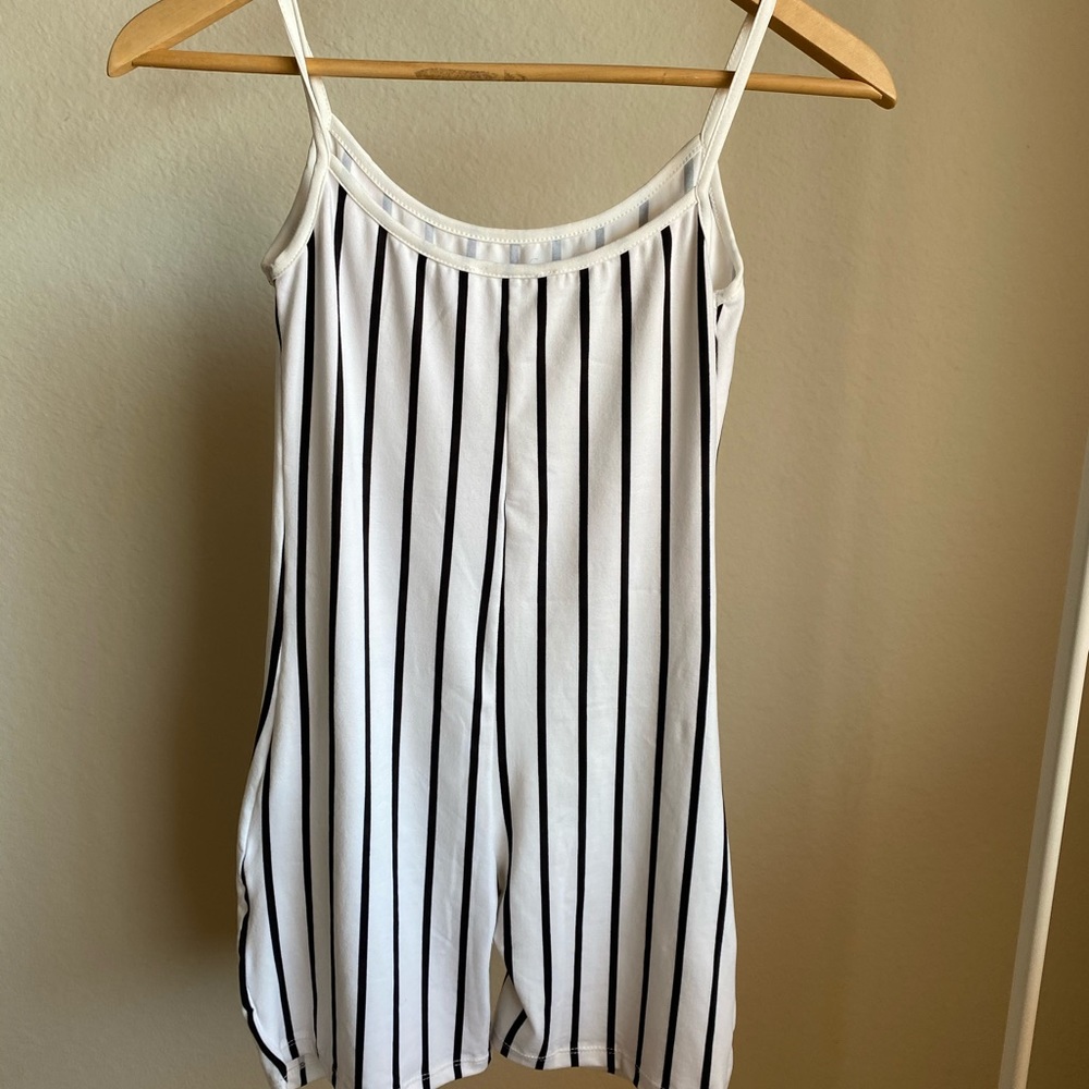 Black & White Stripe Romper - Picture 2 of 3